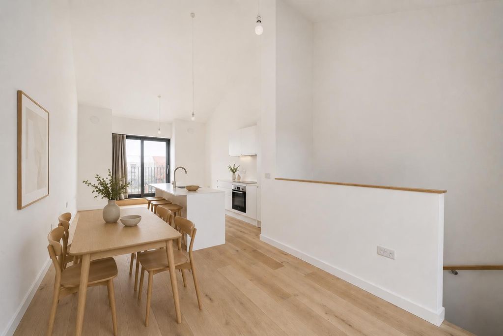 Property photo 3 of 10 984Ff4A7-Ef08-458A-9336-64c23913c6A1.Png