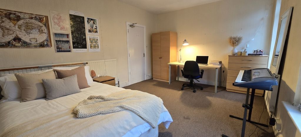 Property photo 3 of 7 Photo 11