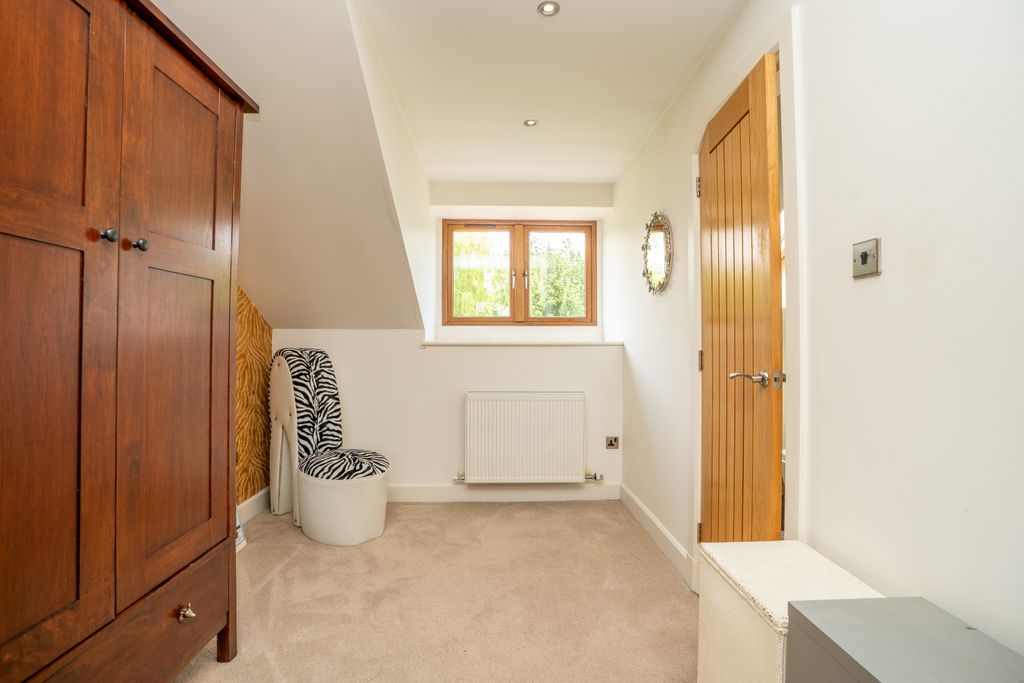 Additional image 15 of 6 bed detached house for saleWild Grove, Pudsey LS28