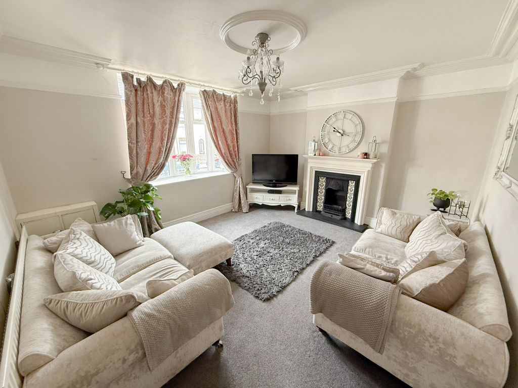 Property photo 3 of 33 Img_2808