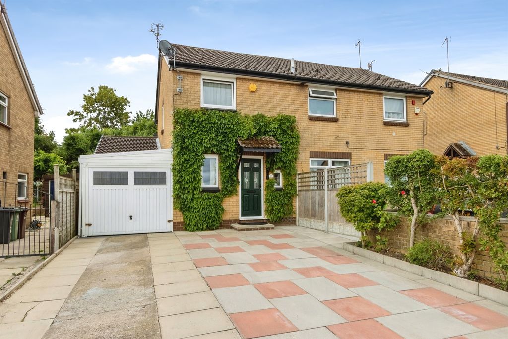 Property photo 1 of 14