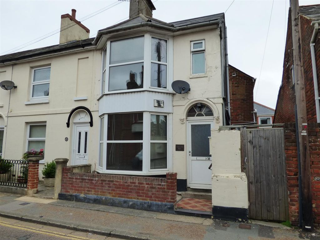 Property photo 1 of 6