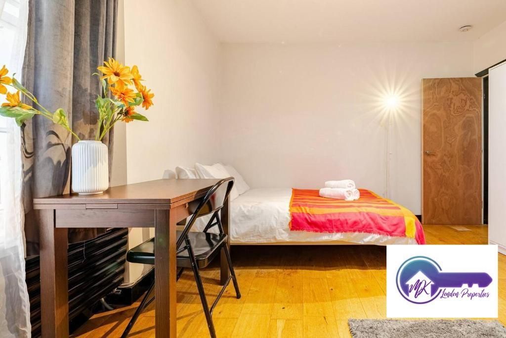 Property photo 3 of 11 Photo 3