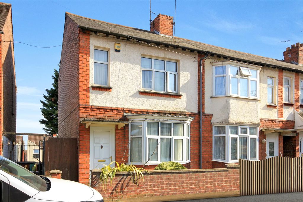 Property photo 1 of 9 Front.Jpg