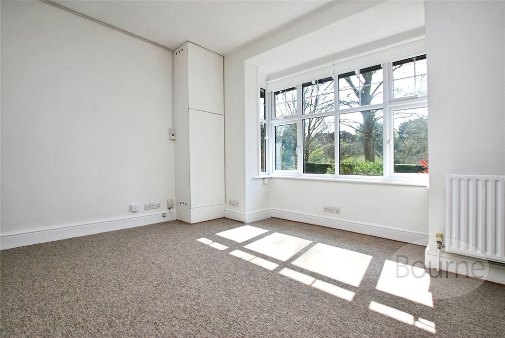 Property photo 3 of 5 Picture No. 13