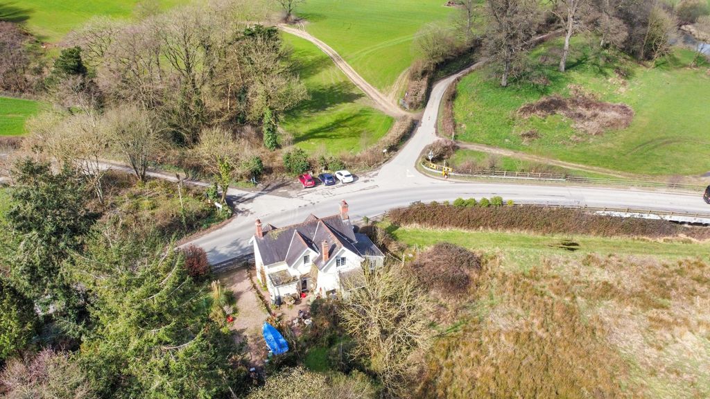 Property photo 2 of 17 Dji_0215