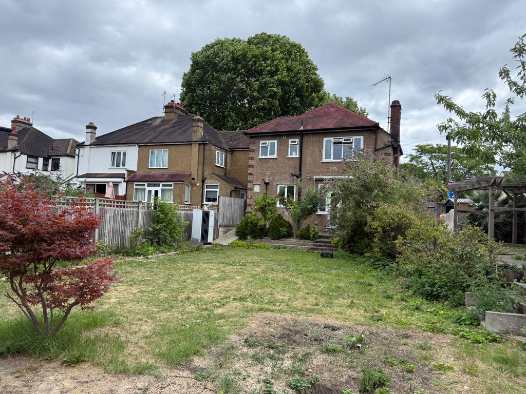 Property photo 1 of 25