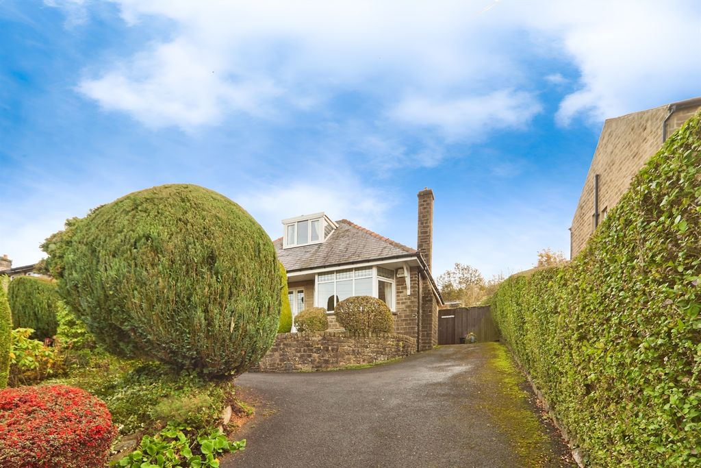 Property photo 2 of 20