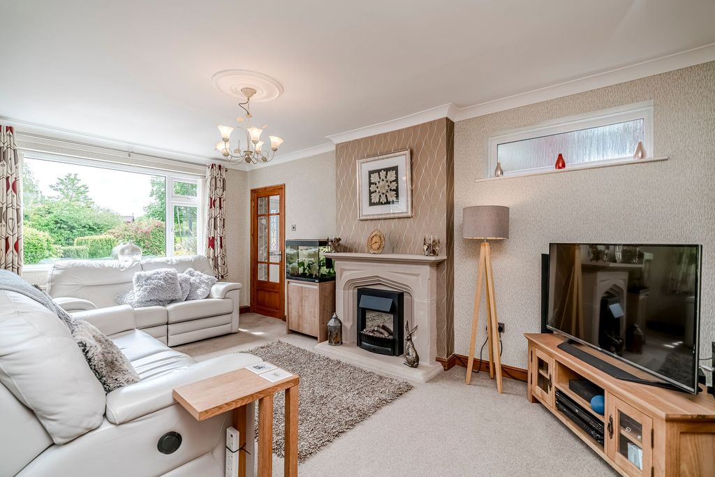 Property photo 2 of 42