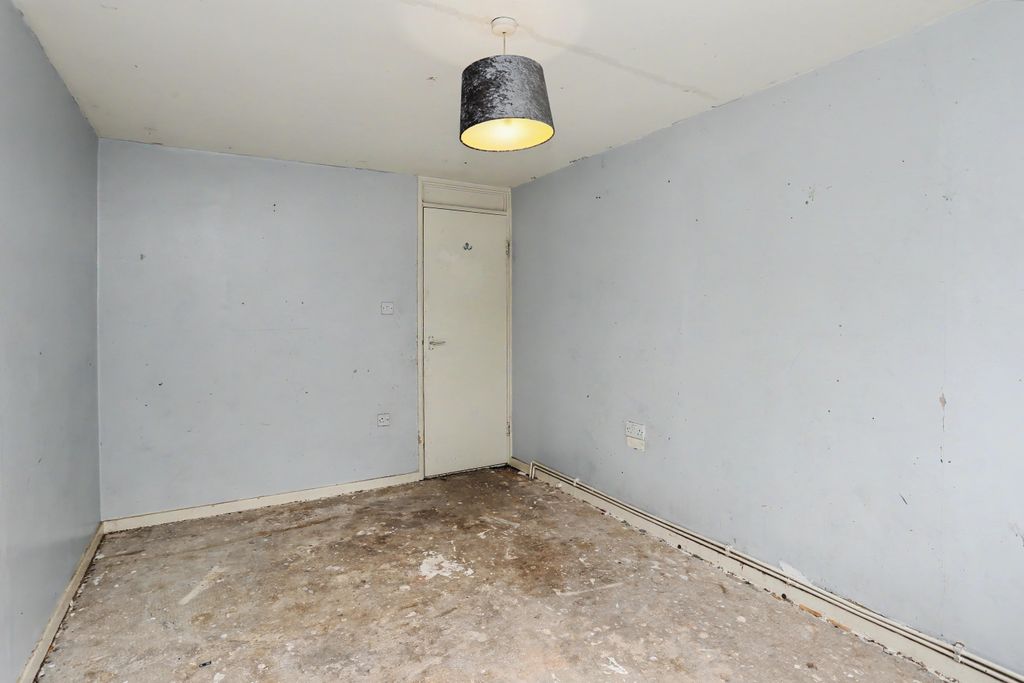 Property photo 3 of 11 10 Myton Walk, Hemlington, Middlesbrough, Cleveland, Ts8 9nd