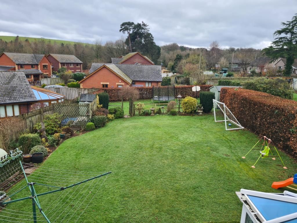 Property photo 2 of 11 External Grounds