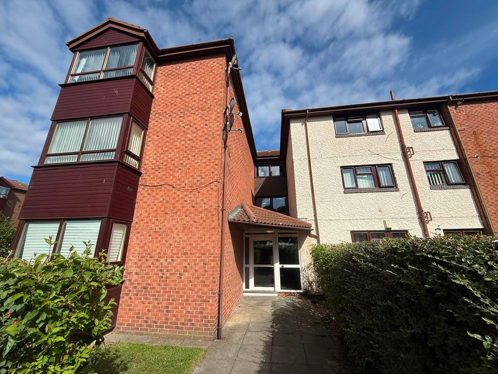 Property photo 1 of 9