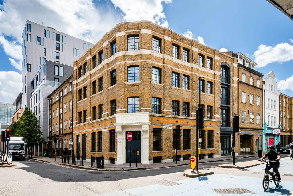 Property photo 1 of 12 Royal Mint St 66 - Low Res 20.Jpg