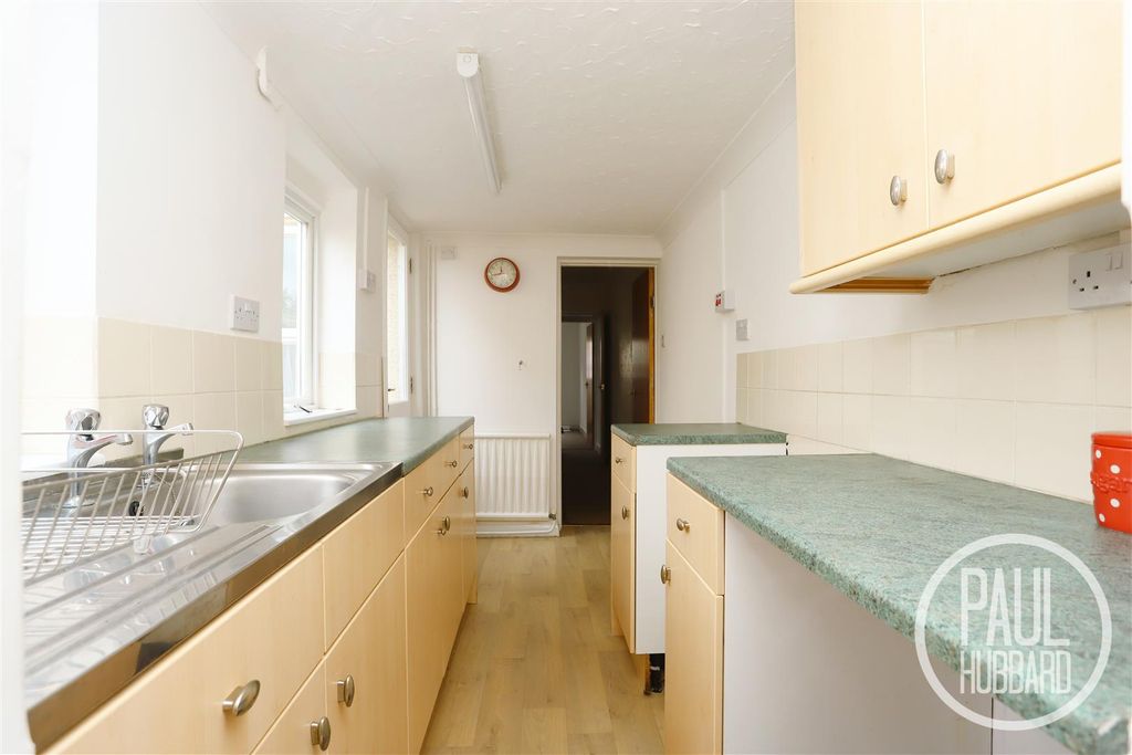 Additional image 7 of 3 bed terraced house to rentSouthwell Road NR33