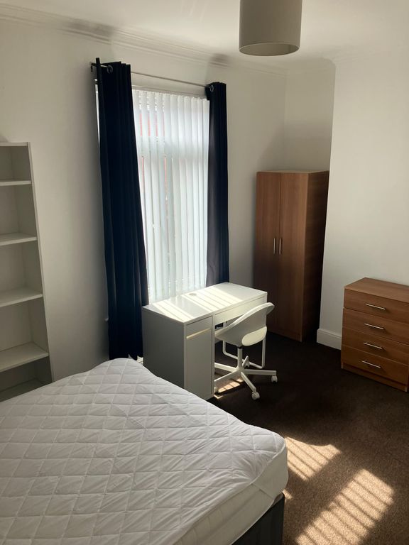 Property photo 1 of 1