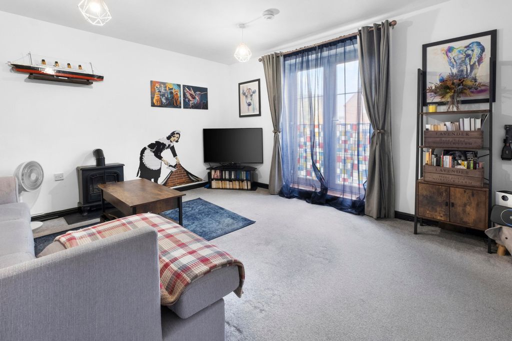 Property photo 3 of 16 Dscf0029