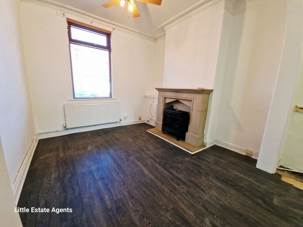 Property photo 2 of 14 Photo 2