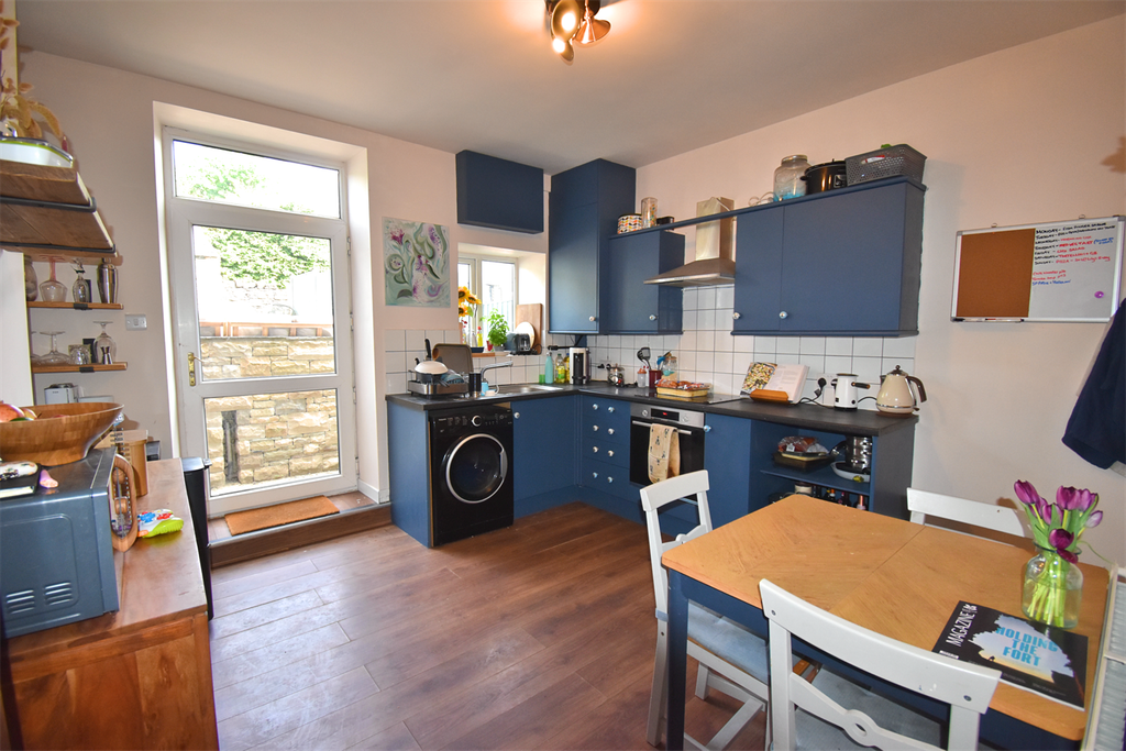 Property photo 3 of 8 Fitted Dining Kitchen