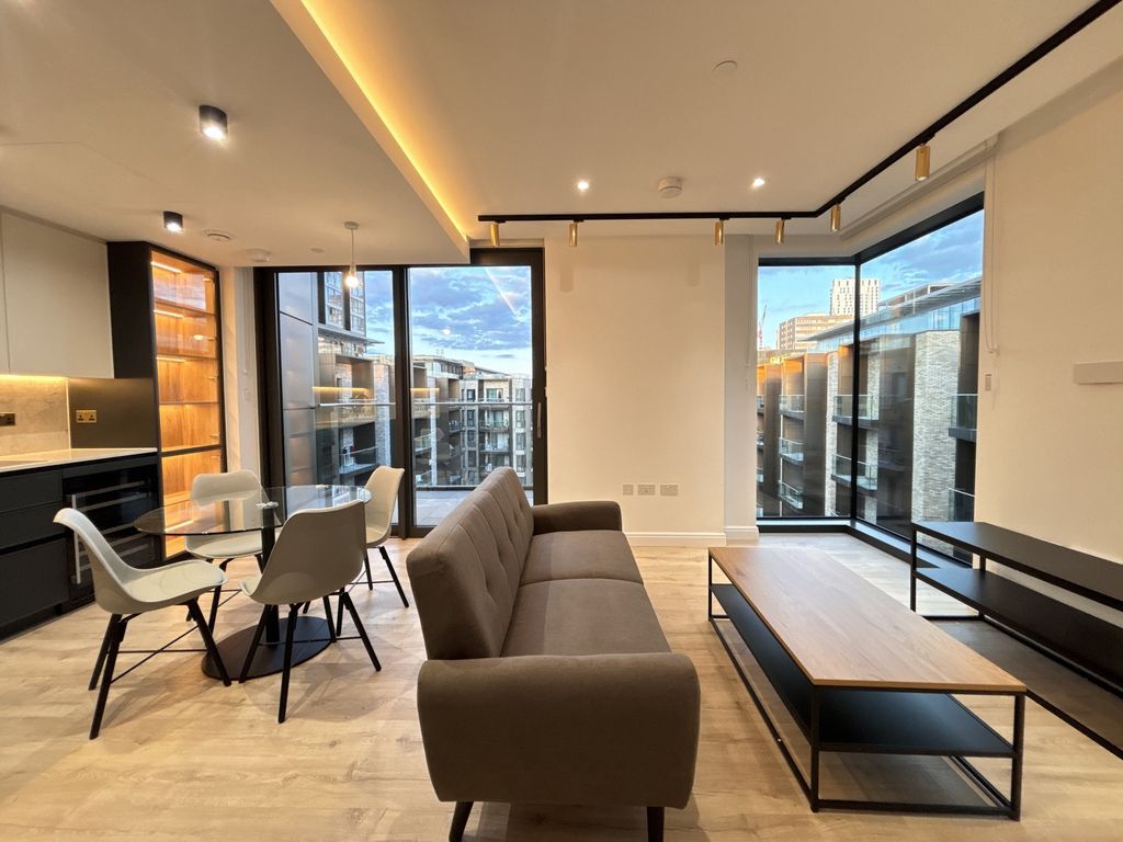 Property photo 2 of 13 Photo 2