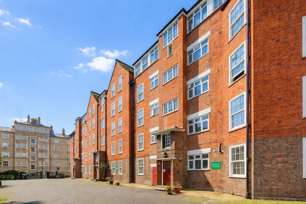 Property photo 3 of 11 5059274