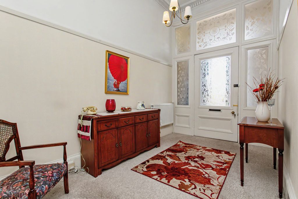 Property photo 2 of 11 Property Image 2