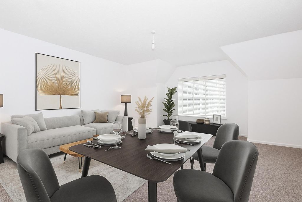 Property photo 1 of 7 Living Dining.Png