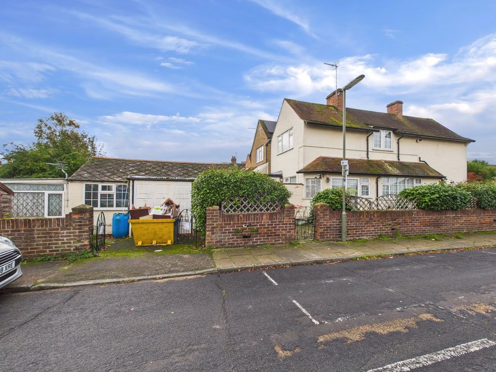 Property photo 2 of 16 Picture No. 09