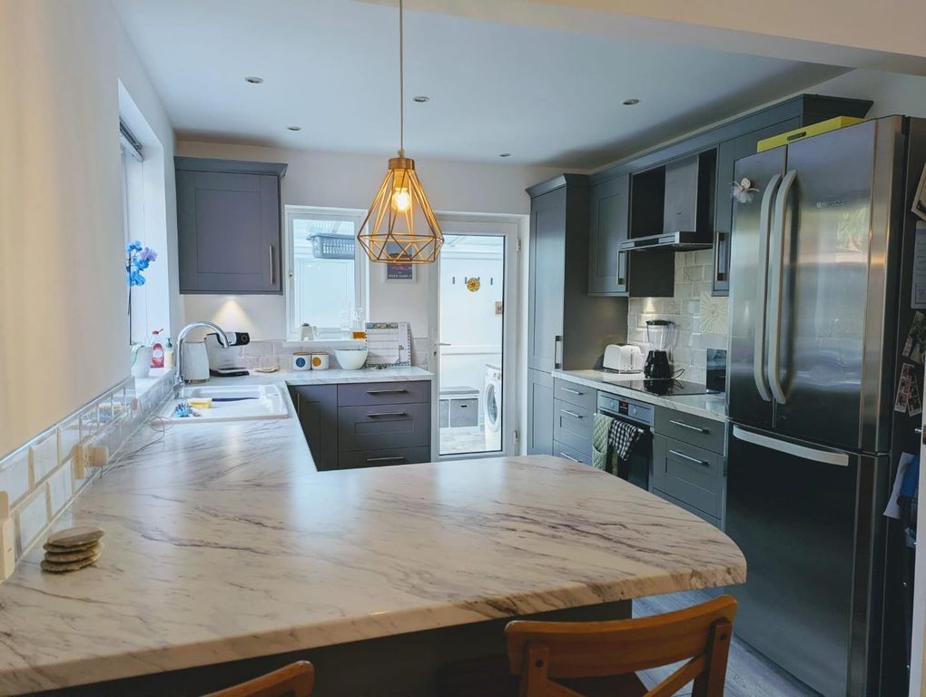 Property photo 3 of 21 1000040396.Jpg