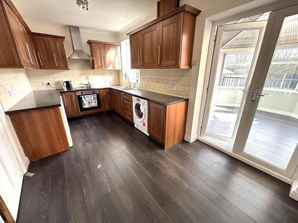 Property photo 2 of 13 Image00013.Jpeg