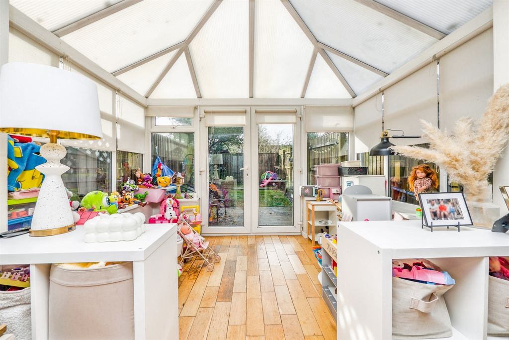 Property photo 3 of 14