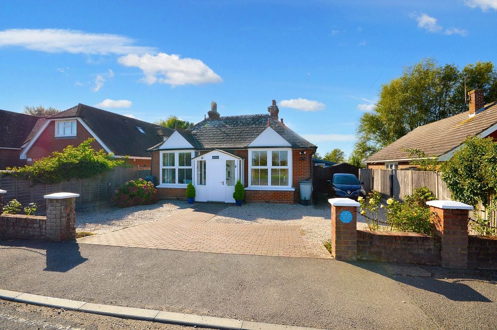 Property photo 1 of 25