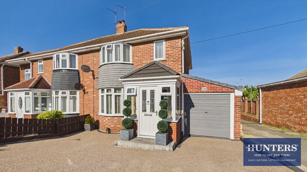 Property photo 1 of 19 External
