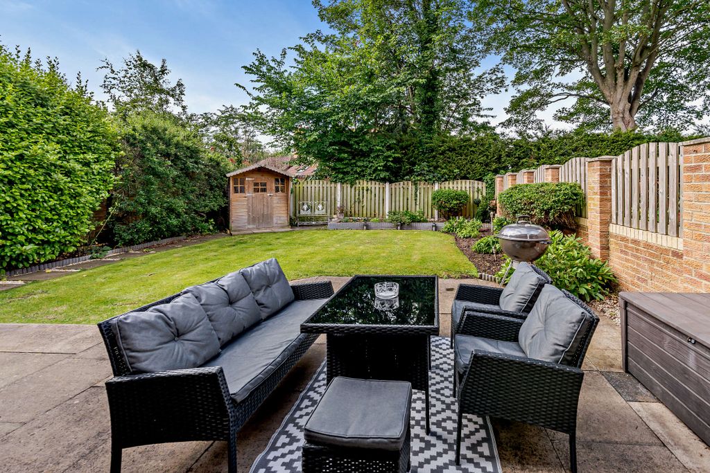 Property photo 2 of 20 Rear Garden