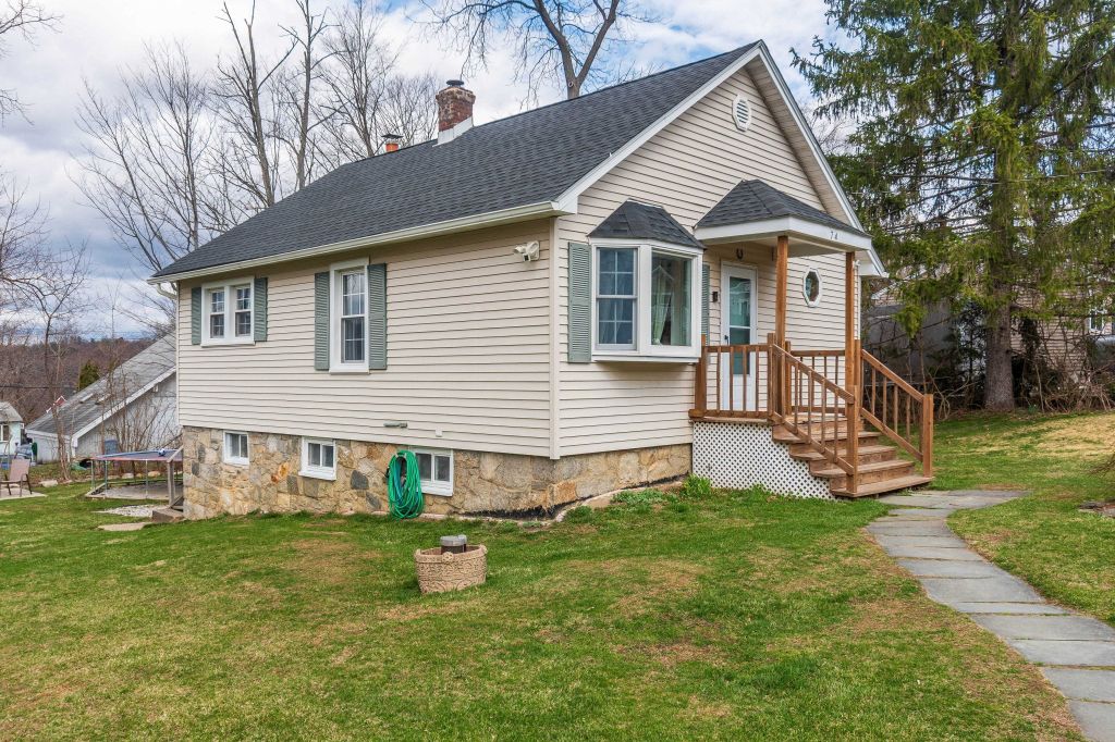 Property photo 1 of 19