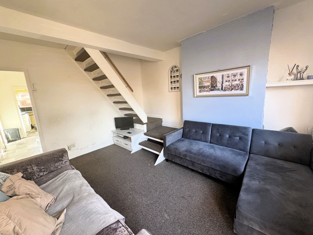 Property photo 3 of 10 Photo 25