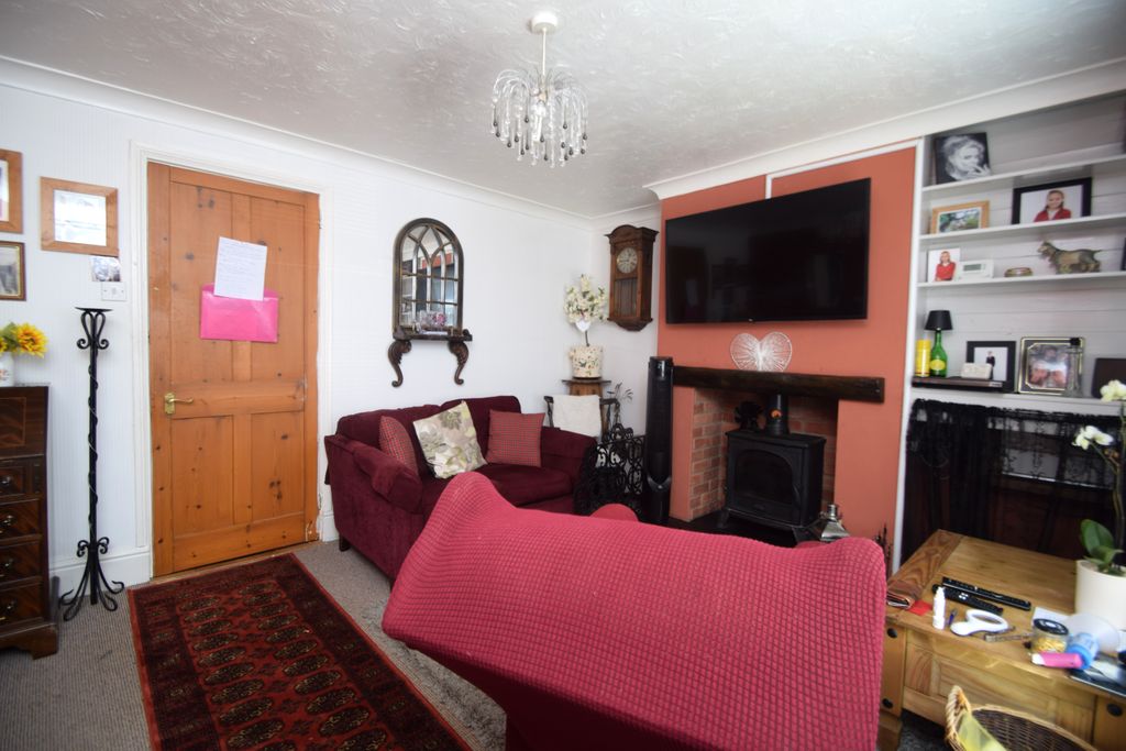 Property photo 3 of 13