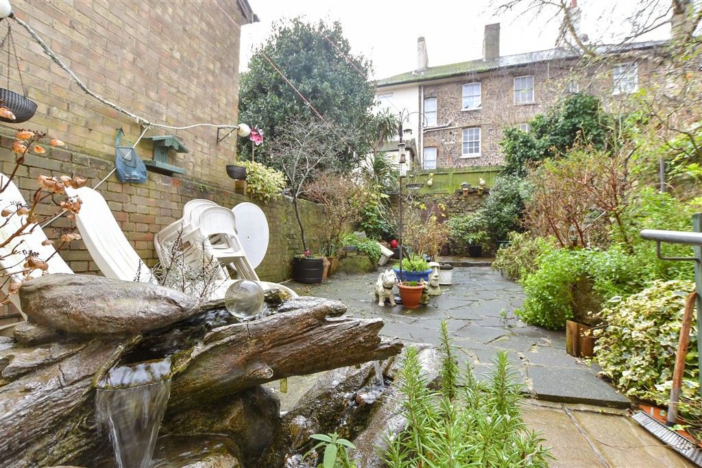 Property photo 2 of 12 External Lifestyle Photograph