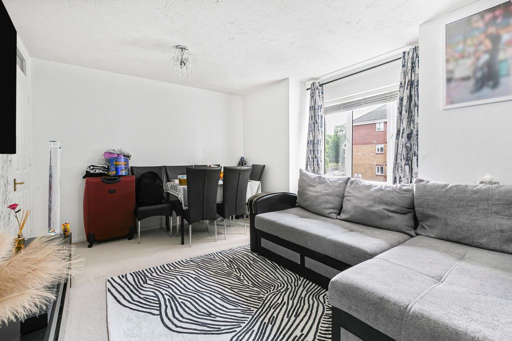 Property photo 2 of 10 5_58576