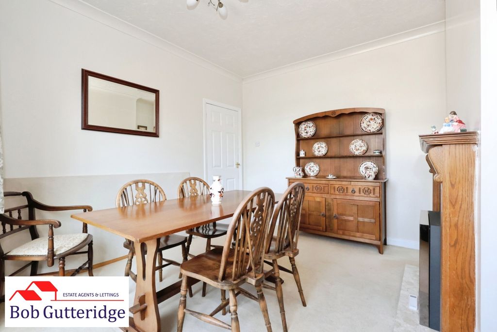 Property photo 3 of 28 Bay Fronted Dining Room