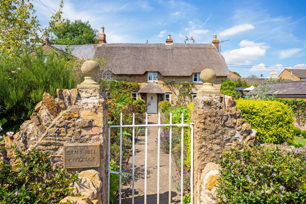 Property photo 1 of 13