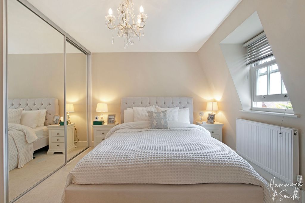 Additional image 14 of 2 bed flat for saleHemnall Street, Epping CM16