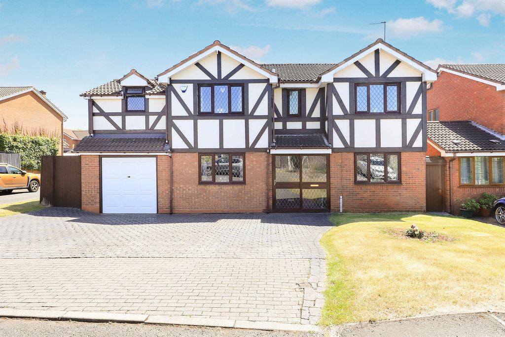 Property photo 1 of 19
