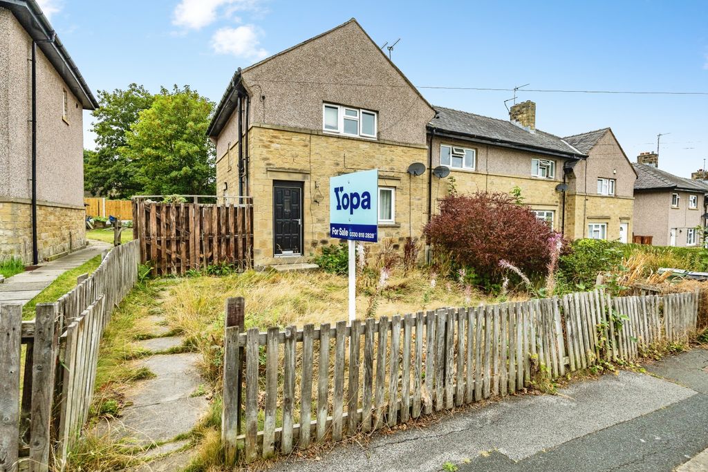 Property photo 1 of 20 28Arhudds-270826-21