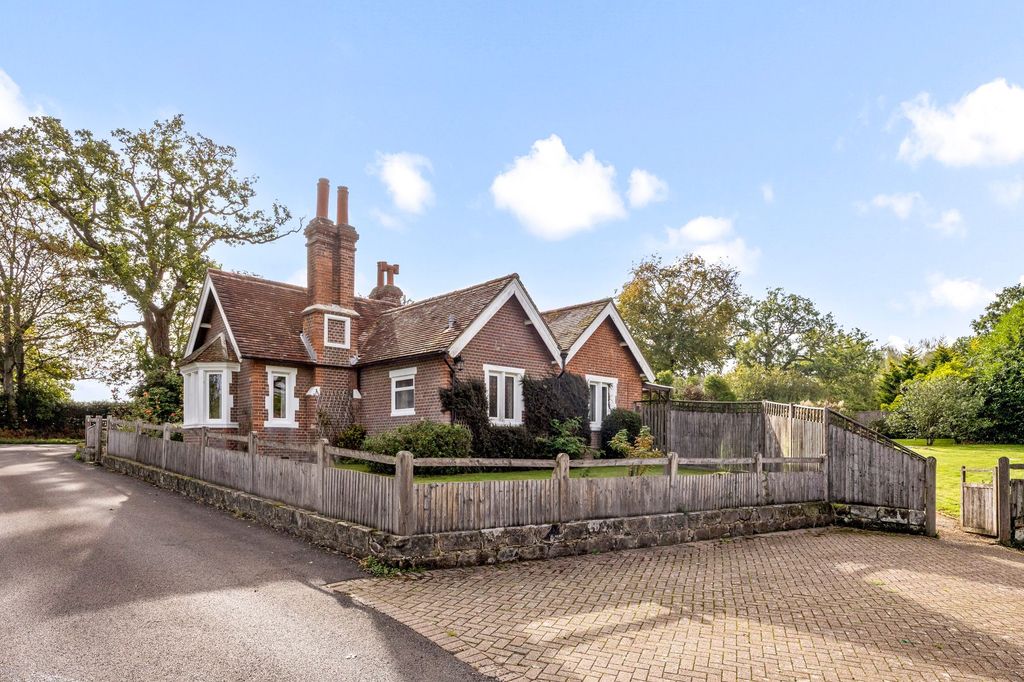 Property photo 1 of 19