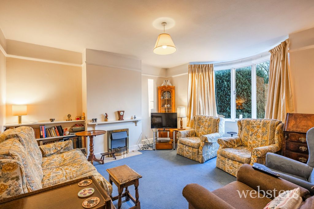 Property photo 2 of 24