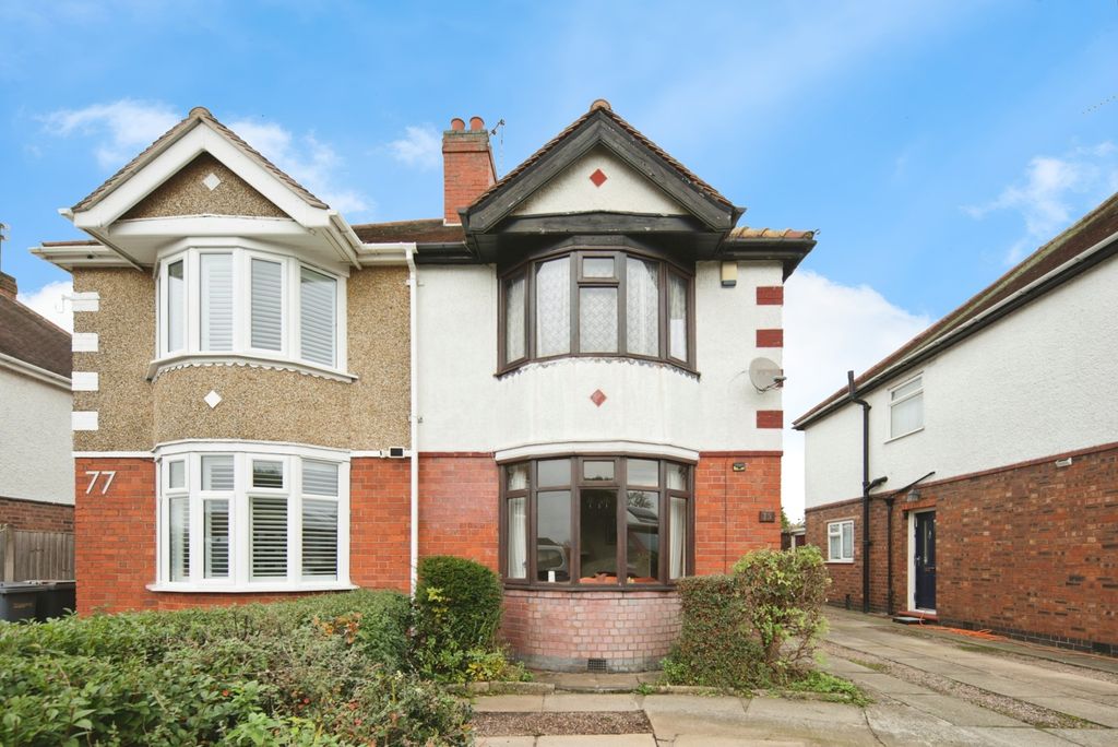 Property photo 2 of 17 Photo