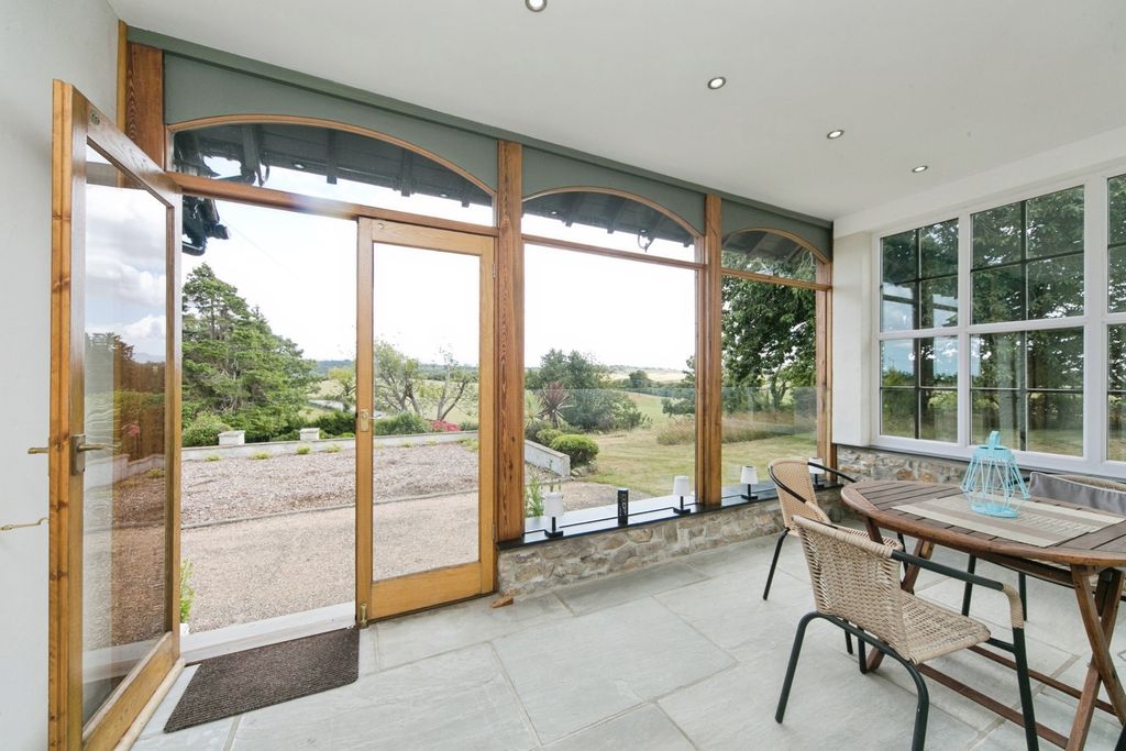 Property photo 2 of 52 Pbox-Img.Jpg