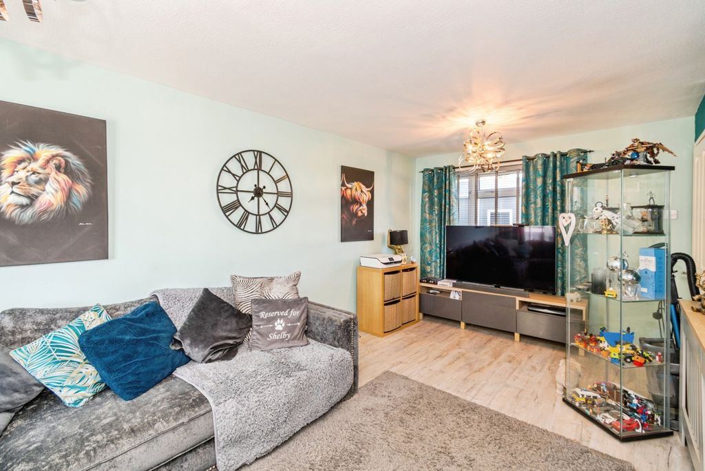 Property photo 3 of 14 Pbox-Img.Jpg