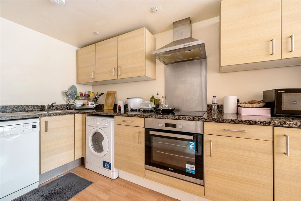 Property photo 3 of 18 Picture No. 03