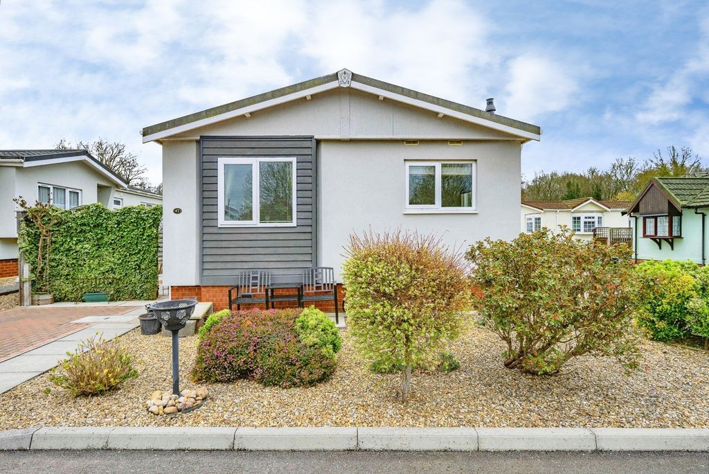 Property photo 2 of 26 Pbox-Img.Jpg